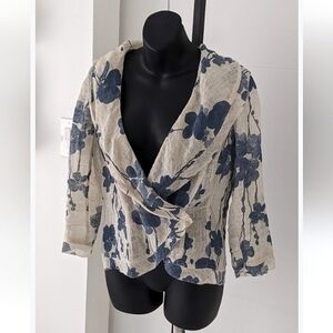 Brand NEW Beautiful JON floral print 100% linen blouse